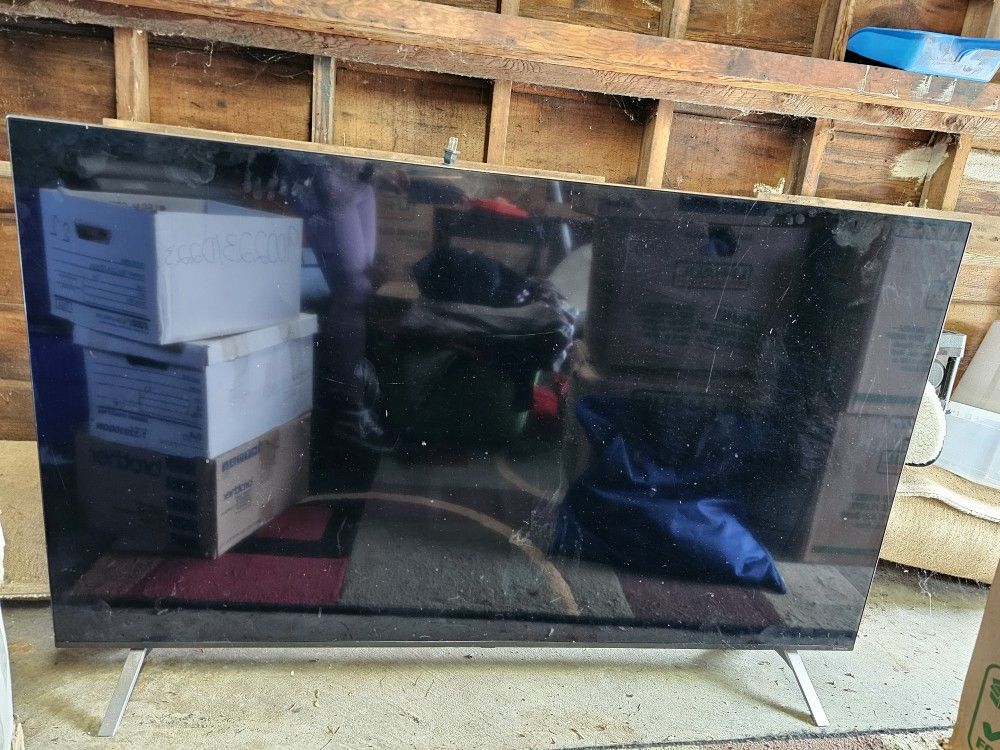 65" LG QLED 4K TV