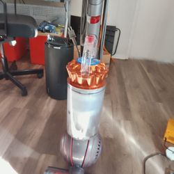 Dyson Ball Animal 3 Upright Vacuum Original Price 549$
