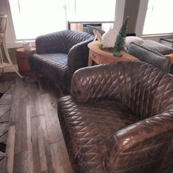 Great Christmas Gift Comfortable Moe's Lounge Chairs 