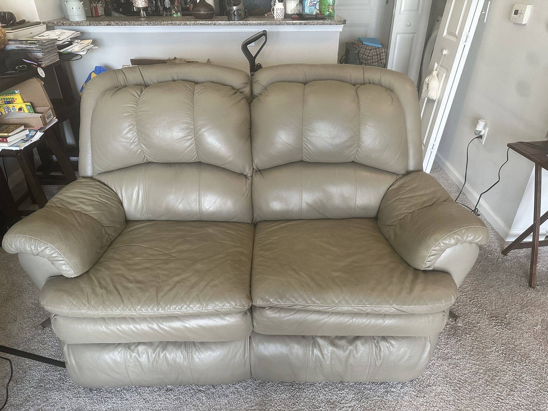 Living Room Set (2 Piece)