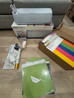 Cricut Maker 3 Smart Cutting Machine Bundle