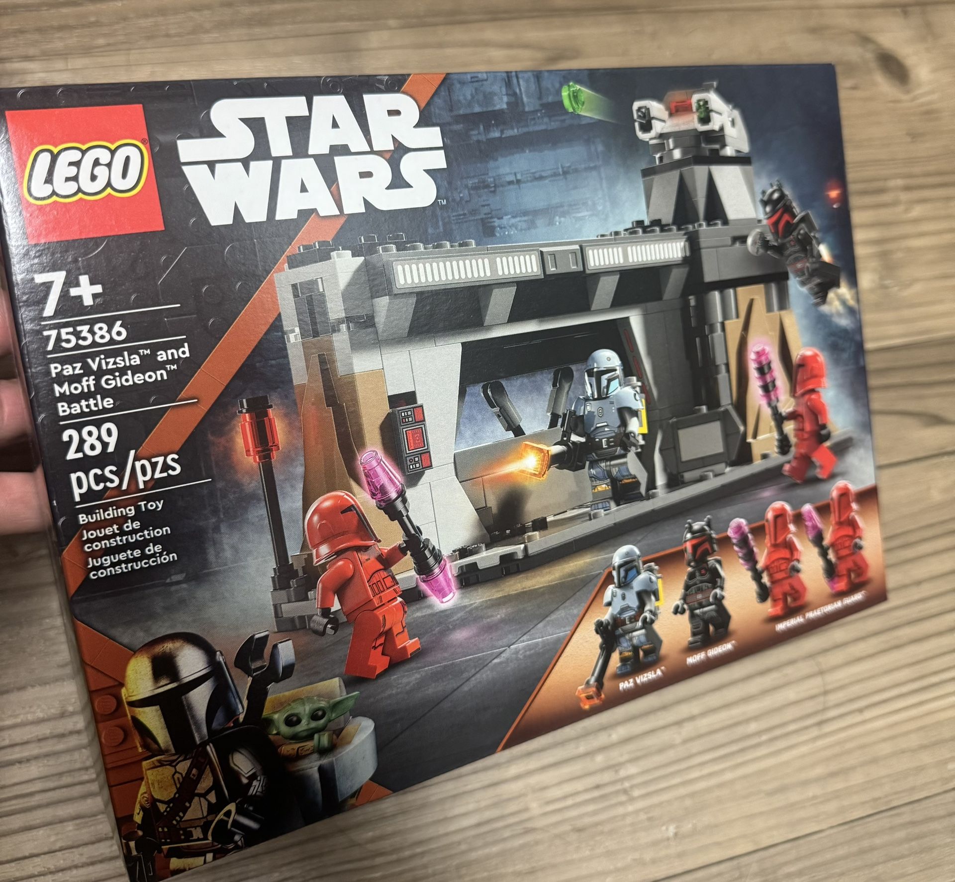 Lego Star Wars Paz Vizsla™ and Moff Gideon™ Battle