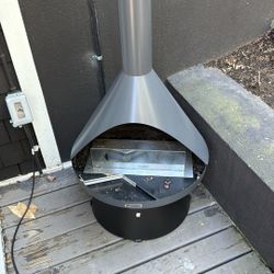 Lloyd Indoor Outdoor Gel Fireplace 