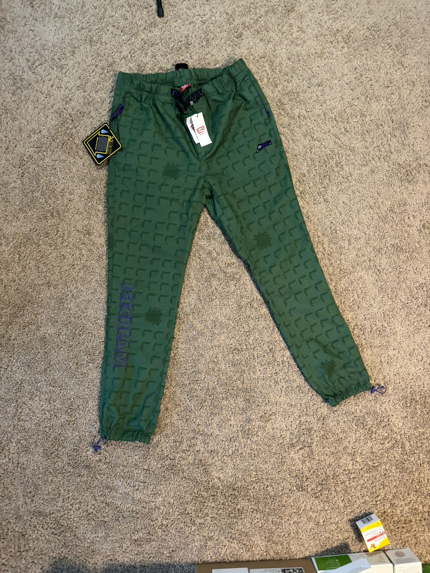 ICECREAM Green Joggers Pants