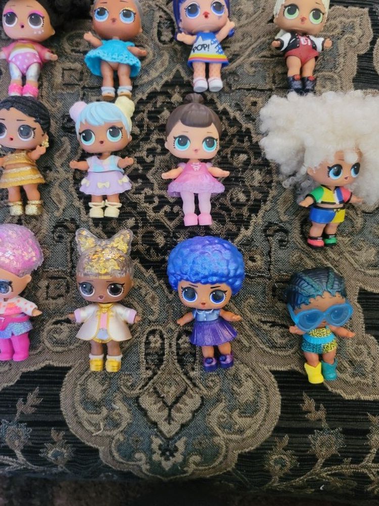 Lot Of Mini Dolls (12)