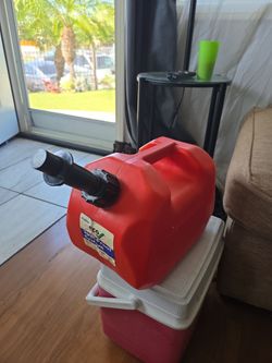 Spill proof  2 gallon