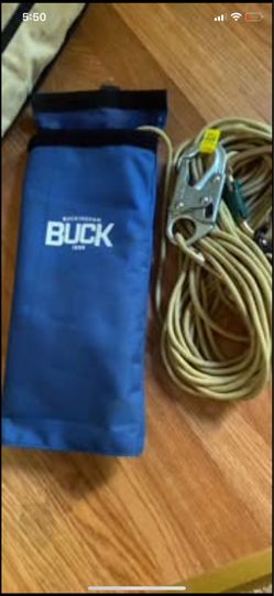 Buckingham Buck Rope and Carabiner