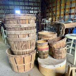 Vintage Wooden Bushel & Berry Baskets – Rustic Farmhouse Charm!