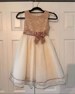 Beautiful girl  5-6 years dress