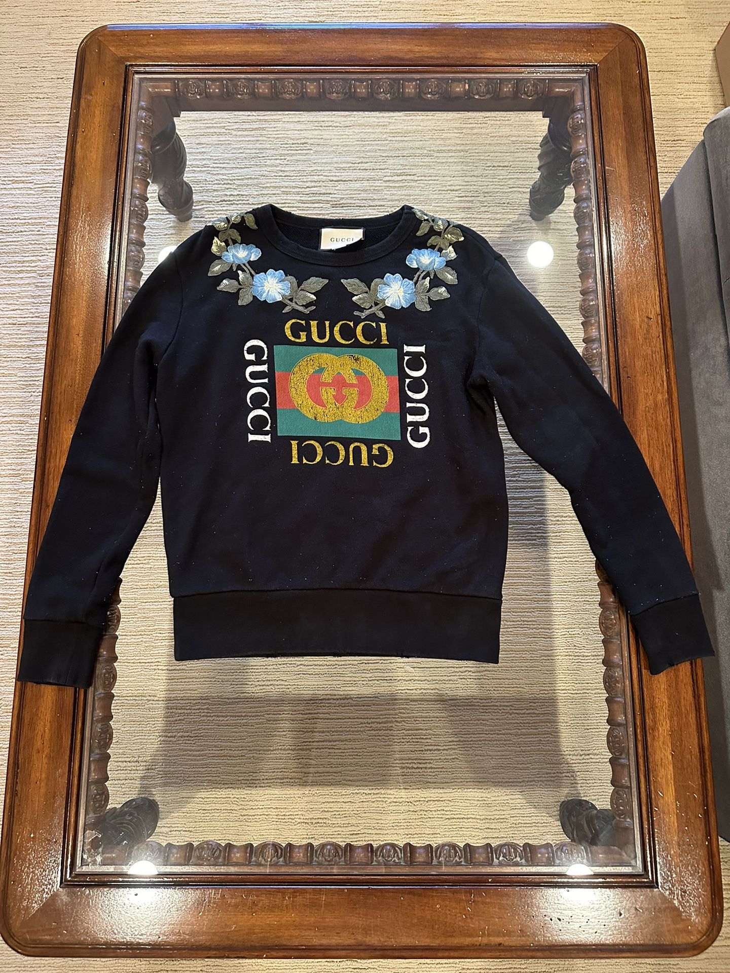Gucci Logo FLower Love Sweatshirt Distressed Size XXS