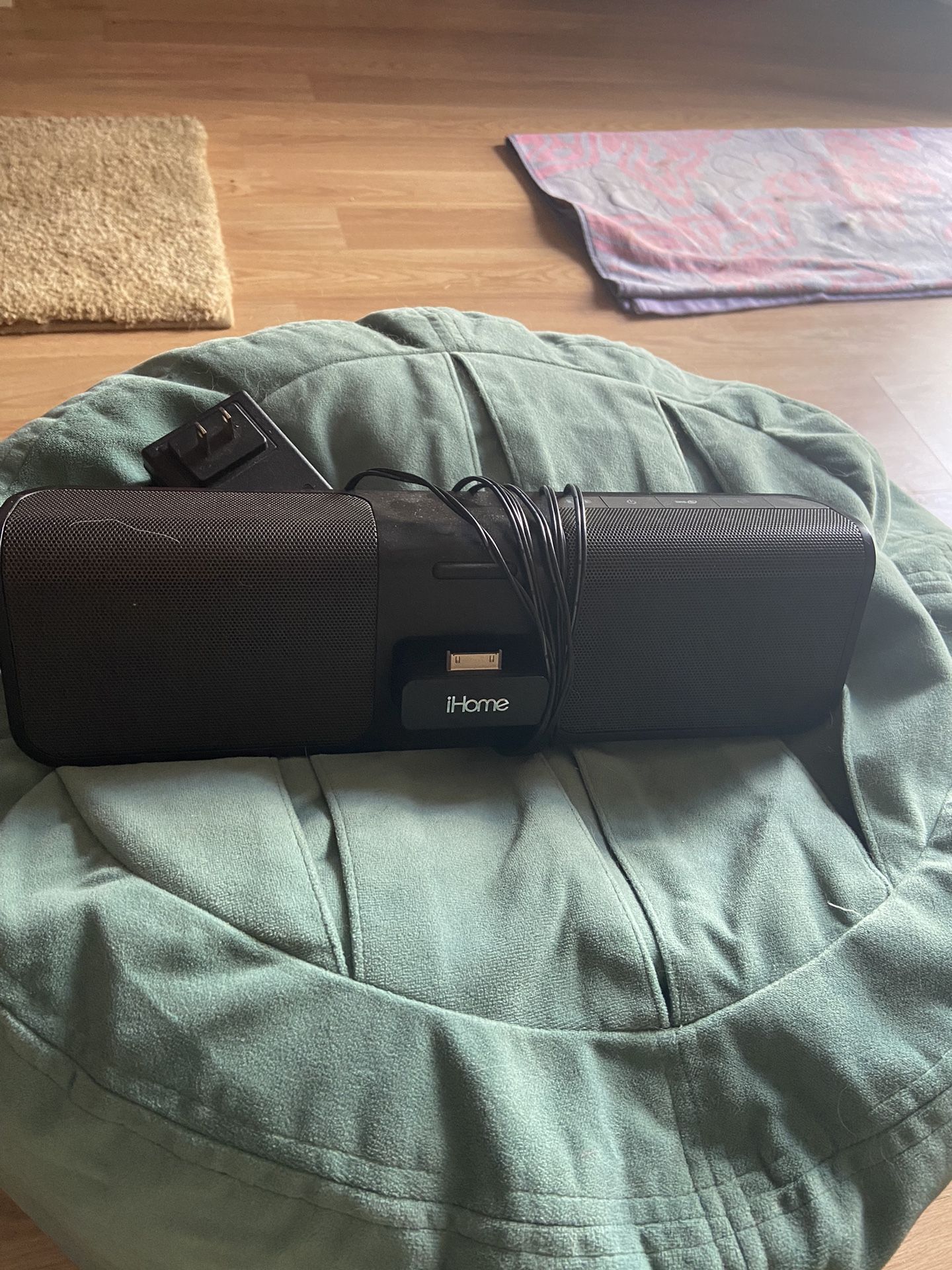 I - HOME iPod Speaker Player .