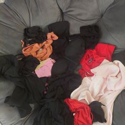 Vendo Lote De Ropa  Zize Chica. Small Son Muchas Piezas 20 X Todo