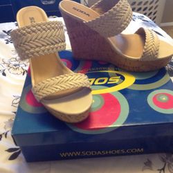 Size 10 wedge sandals