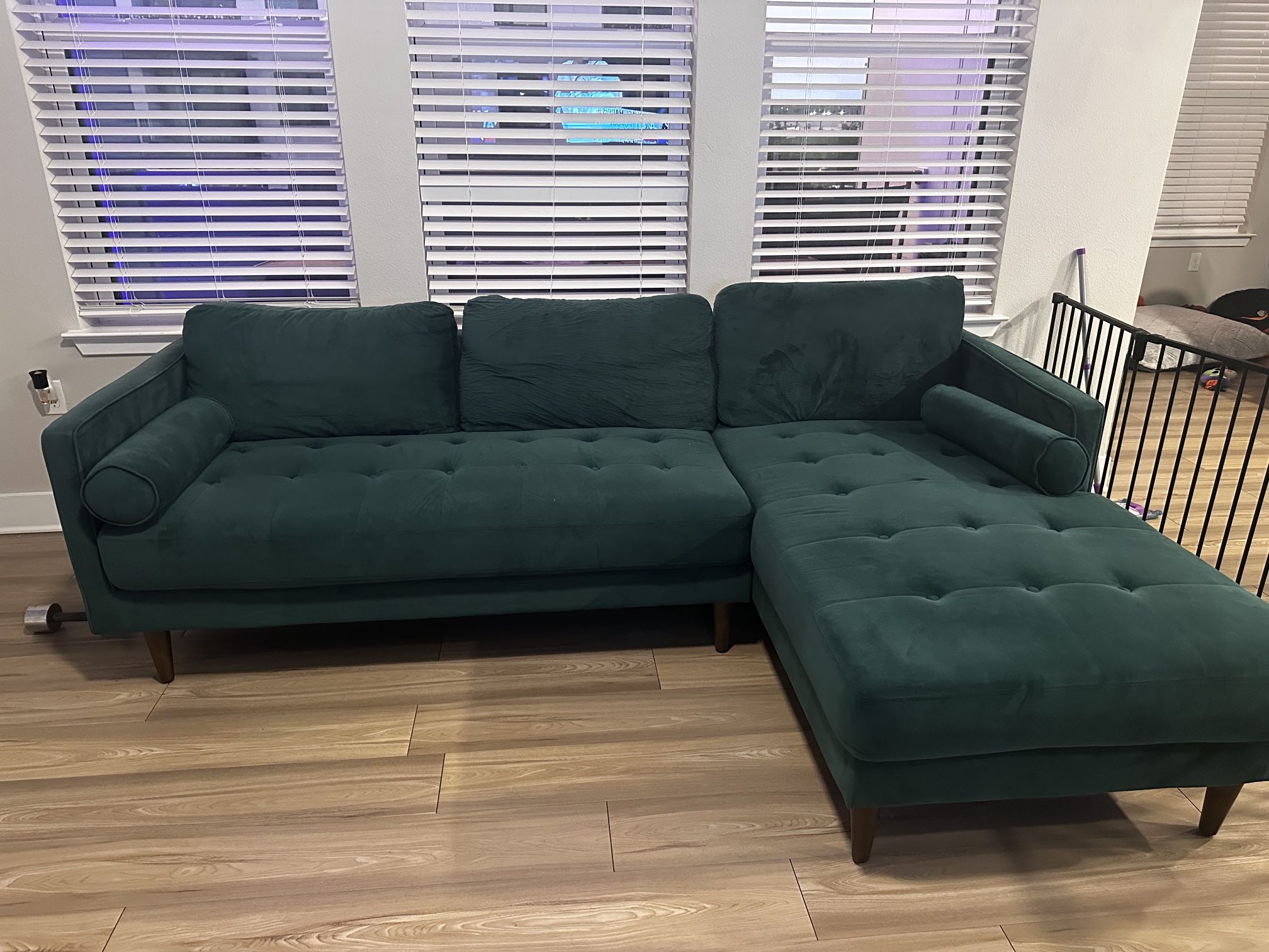 Velvet (emerald) 2pc detachable left side sectional couch