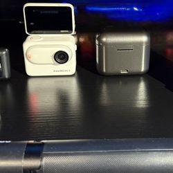 🔥 Insta360 Creator Bundle – X3 + Go 3 + Batteries + Fast Charger – Works Perfect via App – Milwaukie Pickup