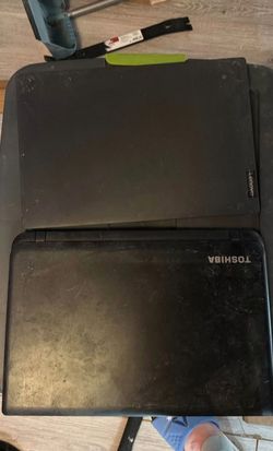 Laptops for use or parts