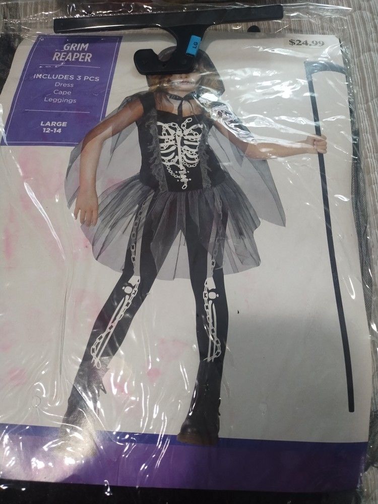 Halloween Costumes 