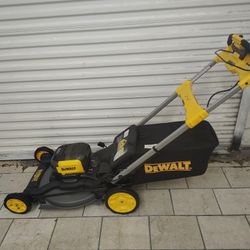 DeWalt 60v Self Propelled Lawnmore Tool Only