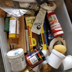 ART SUPPLIES. PASTELS, SPONGES, BRUSHES