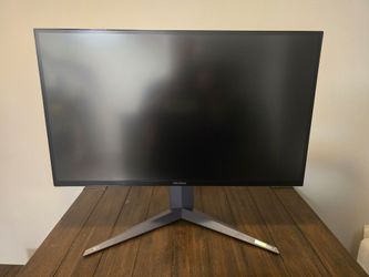 LG 4K 160hz Ultragear Gaming Monitor - 32GQ950-B
