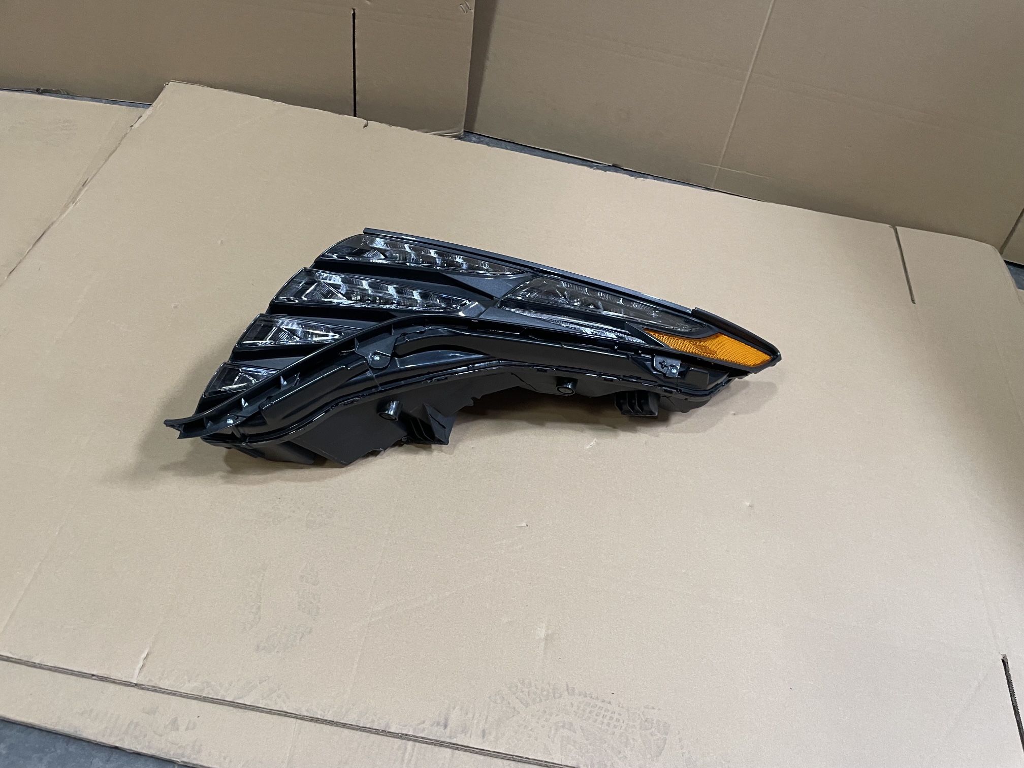 Upper DRL Turn Signal For 2022 2023 2024 Hyundai Tucson 