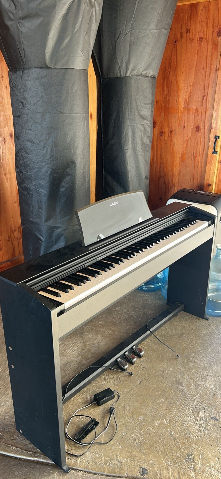 Casio PX-770 Digital Piano