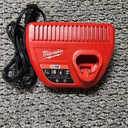 New Milwaukee M12 Charger