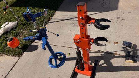 Spring compressor
