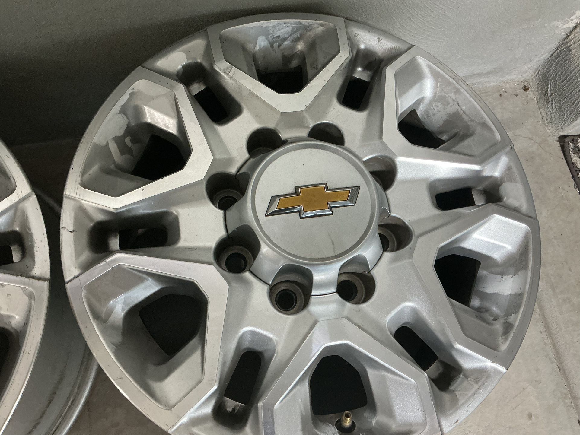 18” Factory Alloys From 2015 To 2019 Chevy Silverado 2500