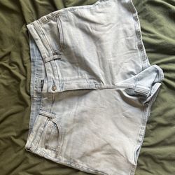 Women’s shorts