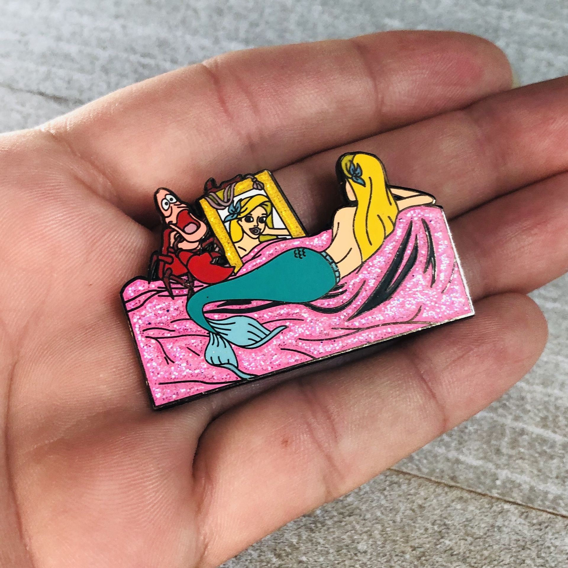 Disney Fantasy Pin - Pink Little Mermaid LE50