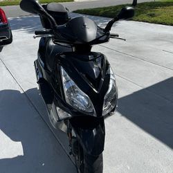 2022 150cc Moped