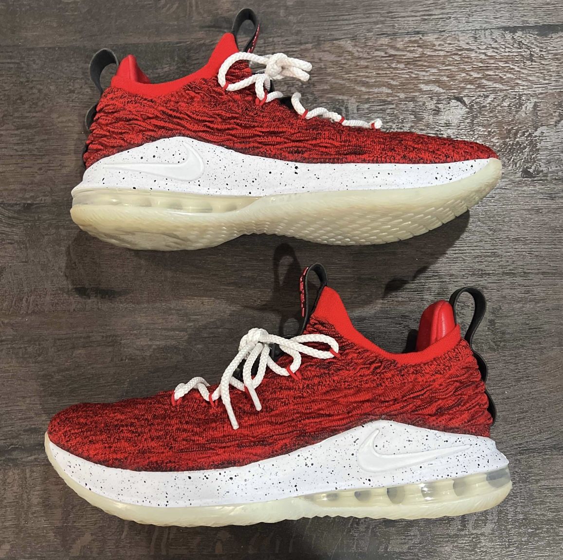Lebron 15 Low University Red