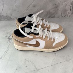 Size 5 Youth Nike Air Jordan 