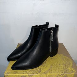 Black Size 8 Leather Booties With Zipper 