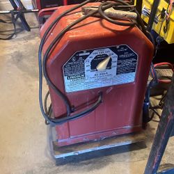 Welder Lincoln Electric