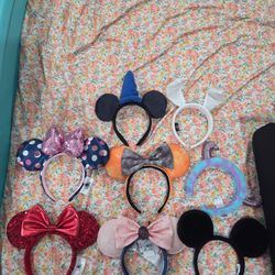 8 pairs of Disney Minnie Ears