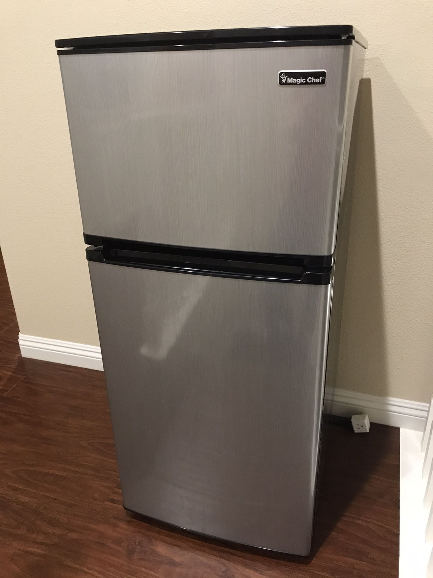Large mini fridge with real freezer