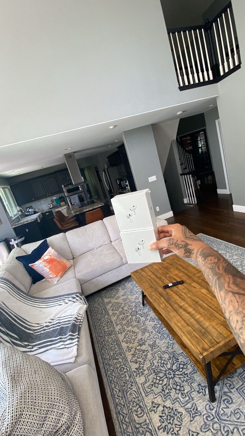 AIRPOD PROS 2ND GENERATION
