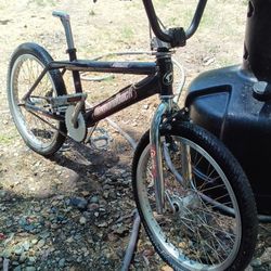 Rare Venom Diamondback 20-in BMX Bike 