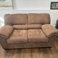Brown Sofa/Loveseat