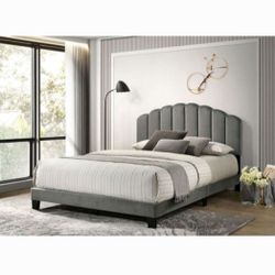 QUEEN PLATFORM BED FRAME NO MATTRESS 