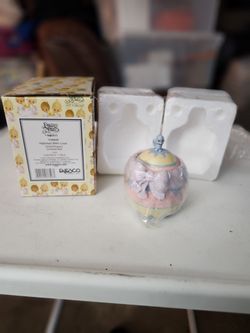 VINTAGE 2001 PRECIOUS MOMENTS " HATCHED WITH LOVE " NEVER USED