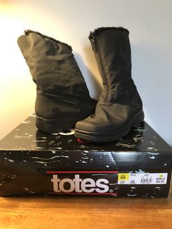 Totes waterproof, fur lined boots