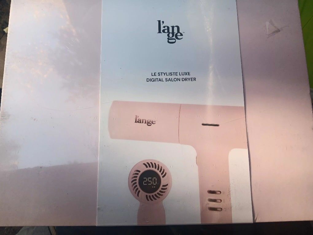 L'ange Le Styliste luxe Digital Salon Dryer