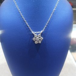 14kt White Gold Chain W/Diamond Flower Charm