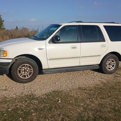 2001 Ford Expedition XLT Triton V8