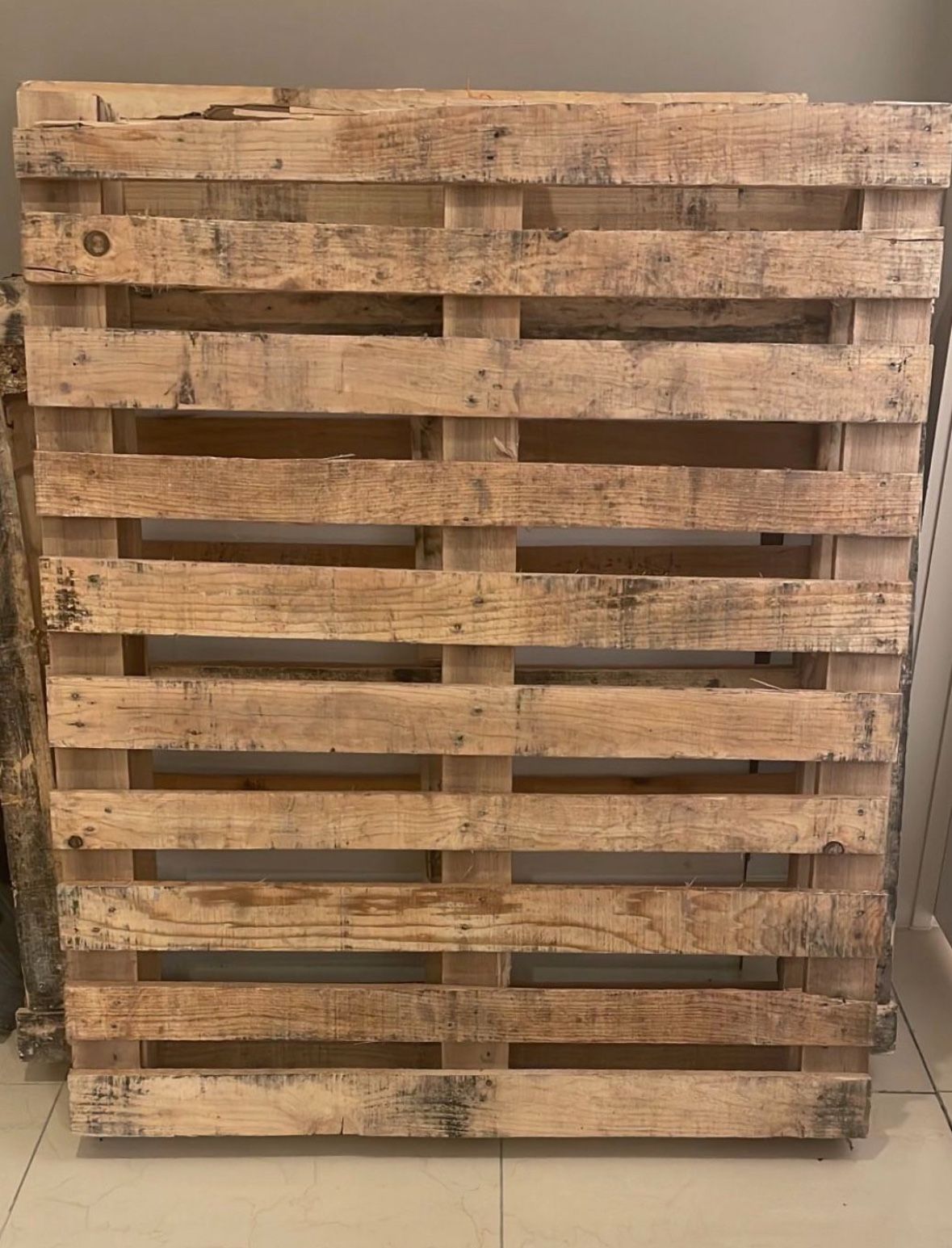 3 Pallets For FREE