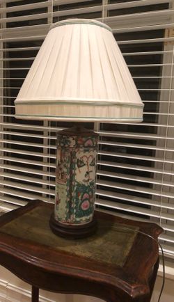 Antique Chinese lamp