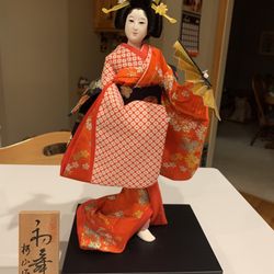 Japanese Gisha Girl Statue